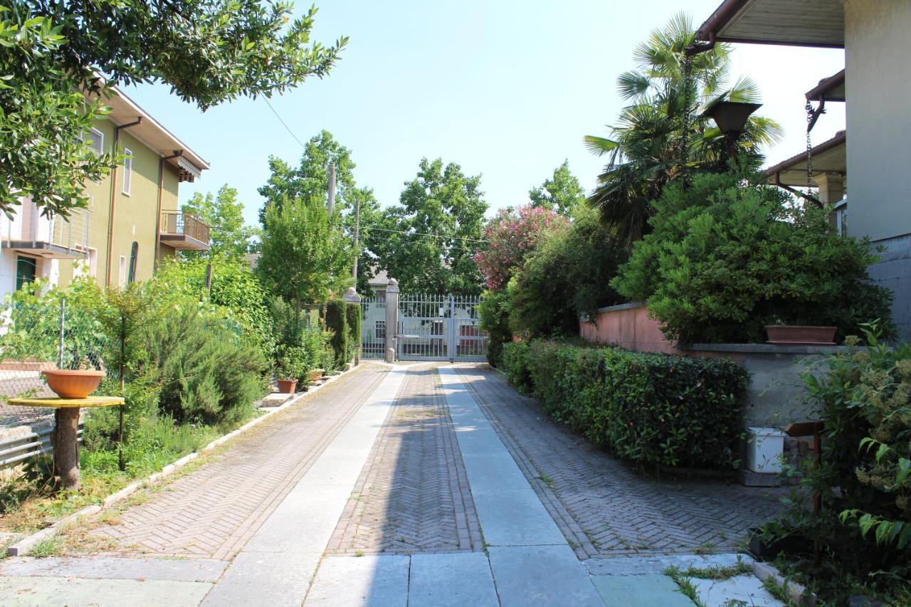 B&B Villa Verona Bike Buttapietra Bagian luar foto